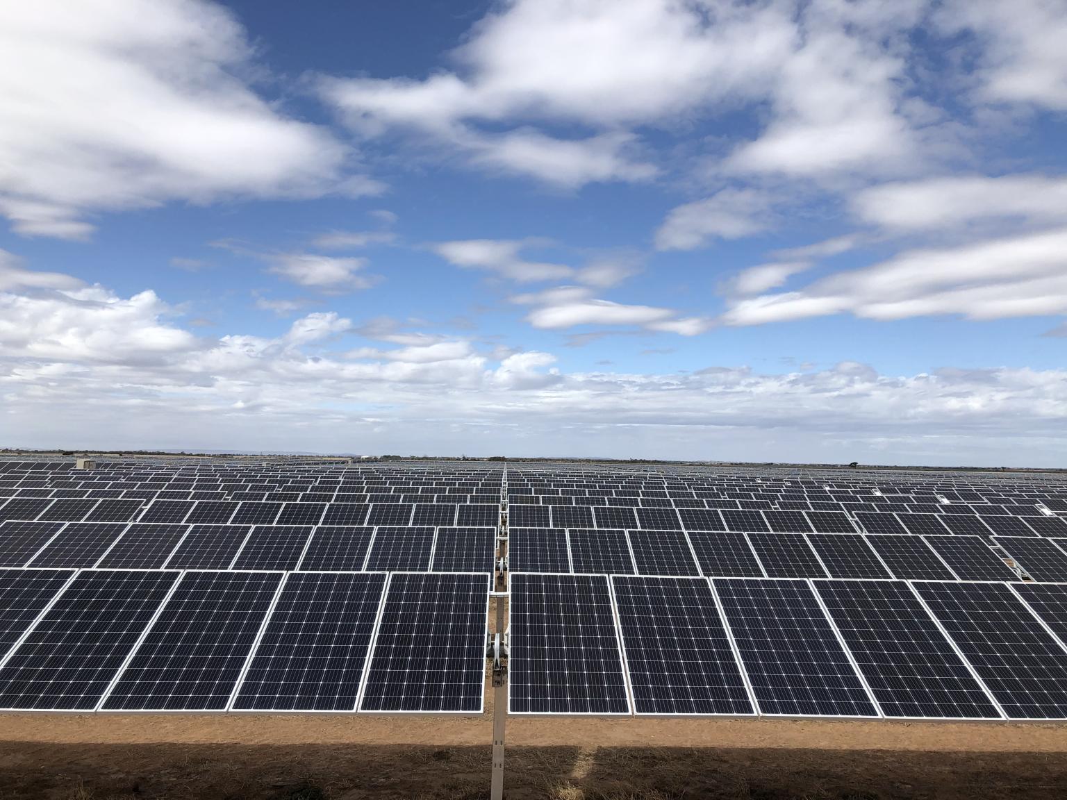Australia Kadina 33kV 4Mvar SVG in solar farm (2)